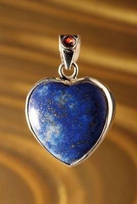 Pandantiv - Inimioara, din argint cu lapis lazuli si granat